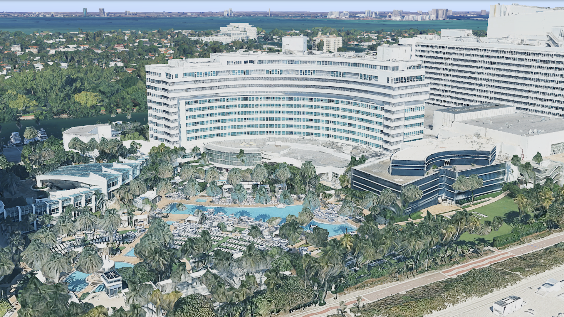 Google 3D tile view of 4441 Collins Ave, Miami Beach FL · Fontainebleau